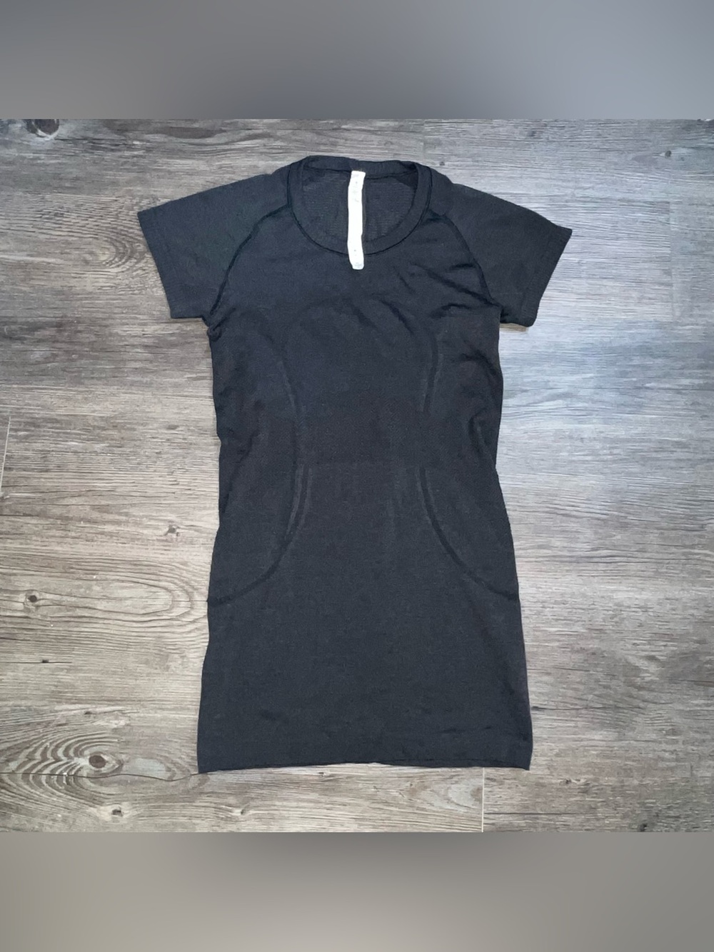 Lululemon Swiftly Tech Short Sleeve Shirt 4 Activewear Athleisure Loungewear Gym